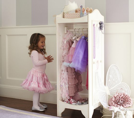 35 ideias para organizar as fantasias das crianças - Just Real Moms