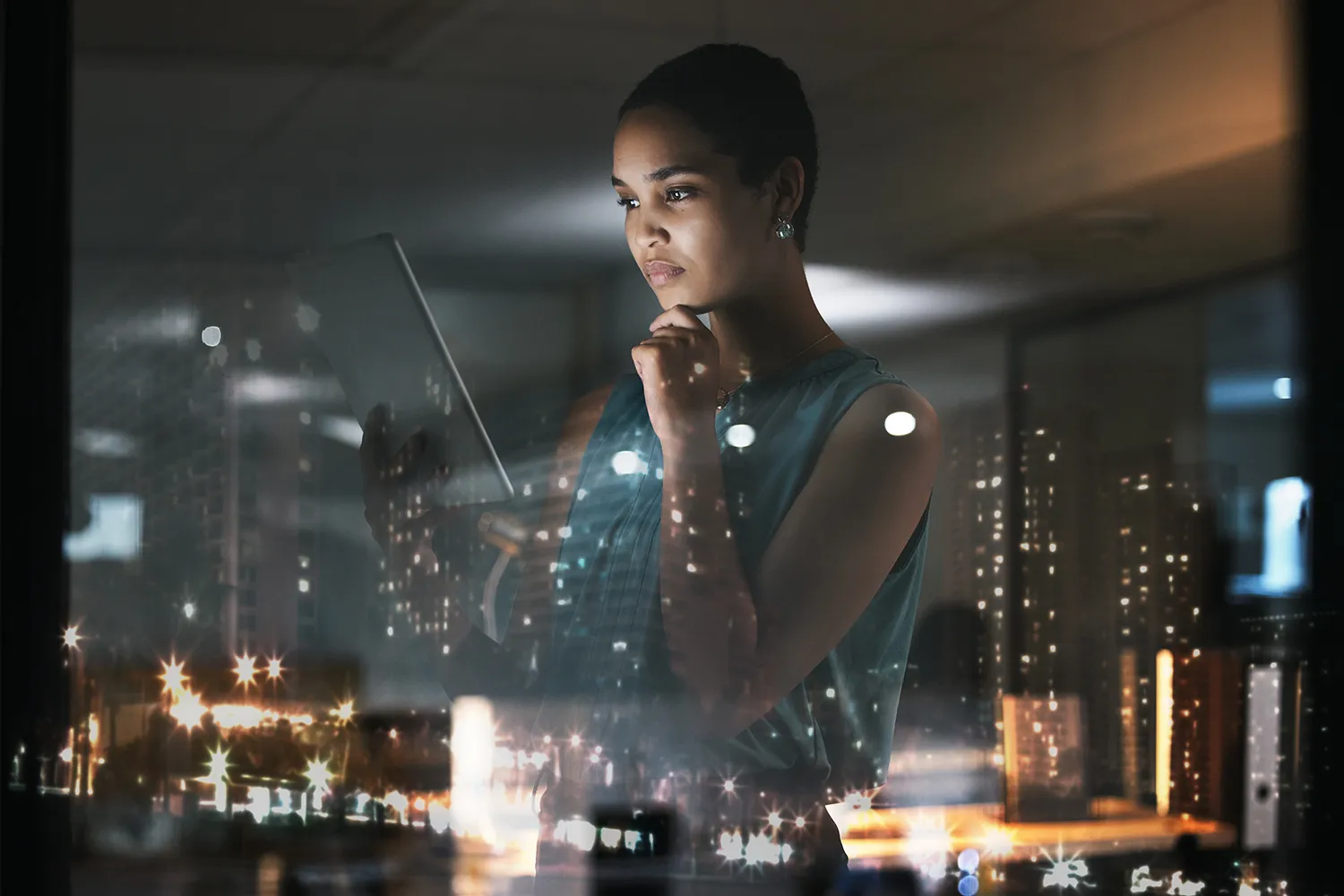 Mulher trabalhando - Como a inteligência artificial pode facilitar a vida das mães empreendedoras